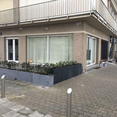 Au Gre Du Vent Lägenhet Koksijde Exteriör bild