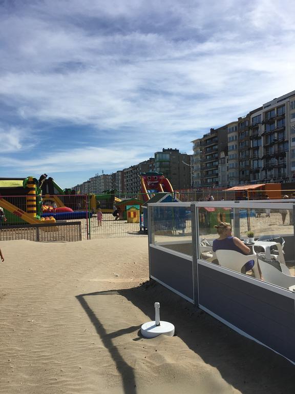 Au Gre Du Vent Lägenhet Koksijde Exteriör bild