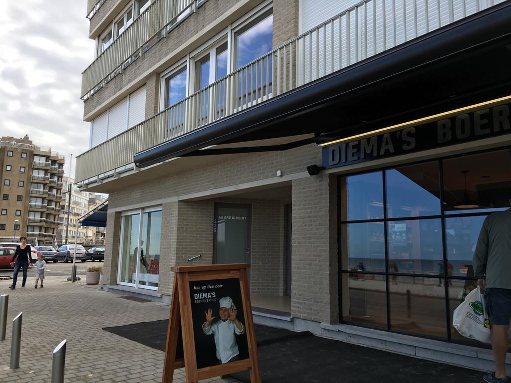 Au Gre Du Vent Lägenhet Koksijde Exteriör bild